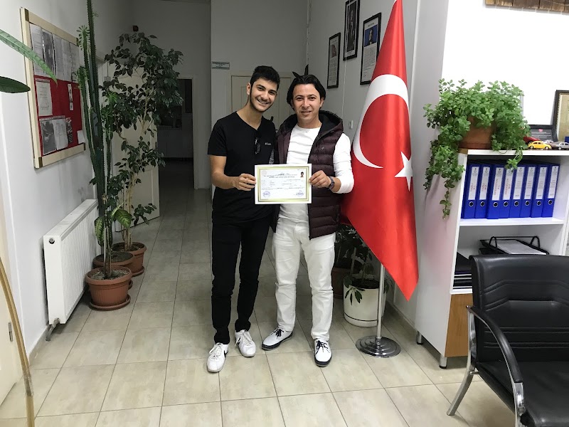 Yeni Tebessüm Sürücü Kursu