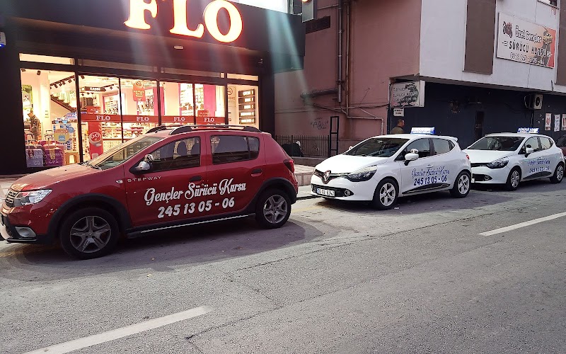 Gençler Sürücü Kursu