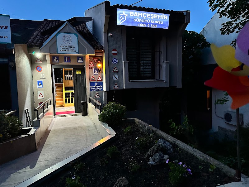 Bahçeşehir Taşıt Sürücü Kursu