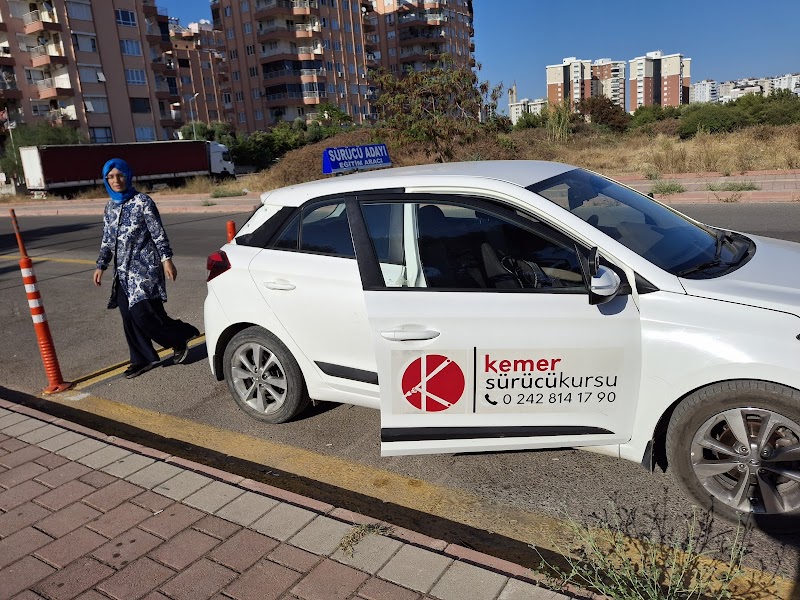 Kemer Sürücü Kursu
