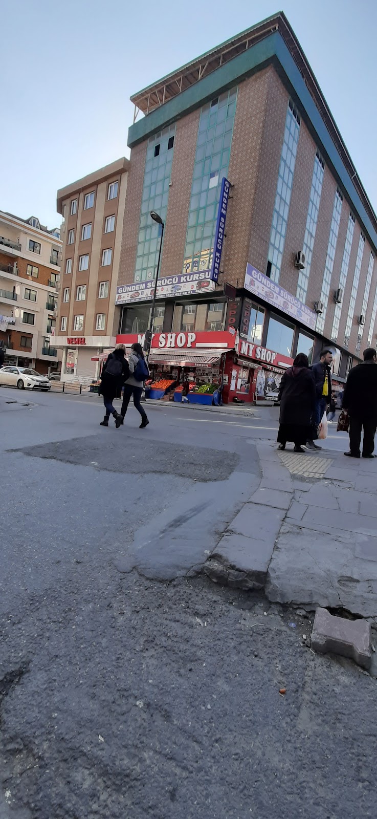Gündem Sürücü Kursu