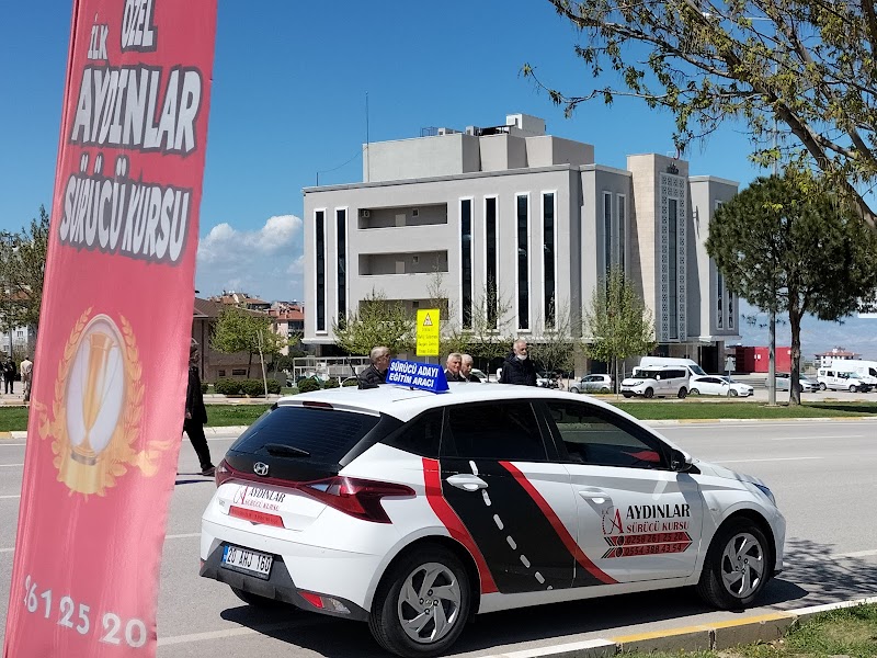 İlk Aydınlar Sürücü Kursu