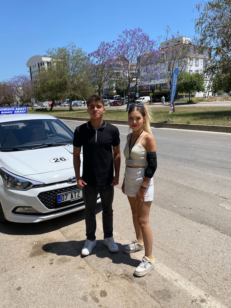 Baş Zirve Sürücü Kursu