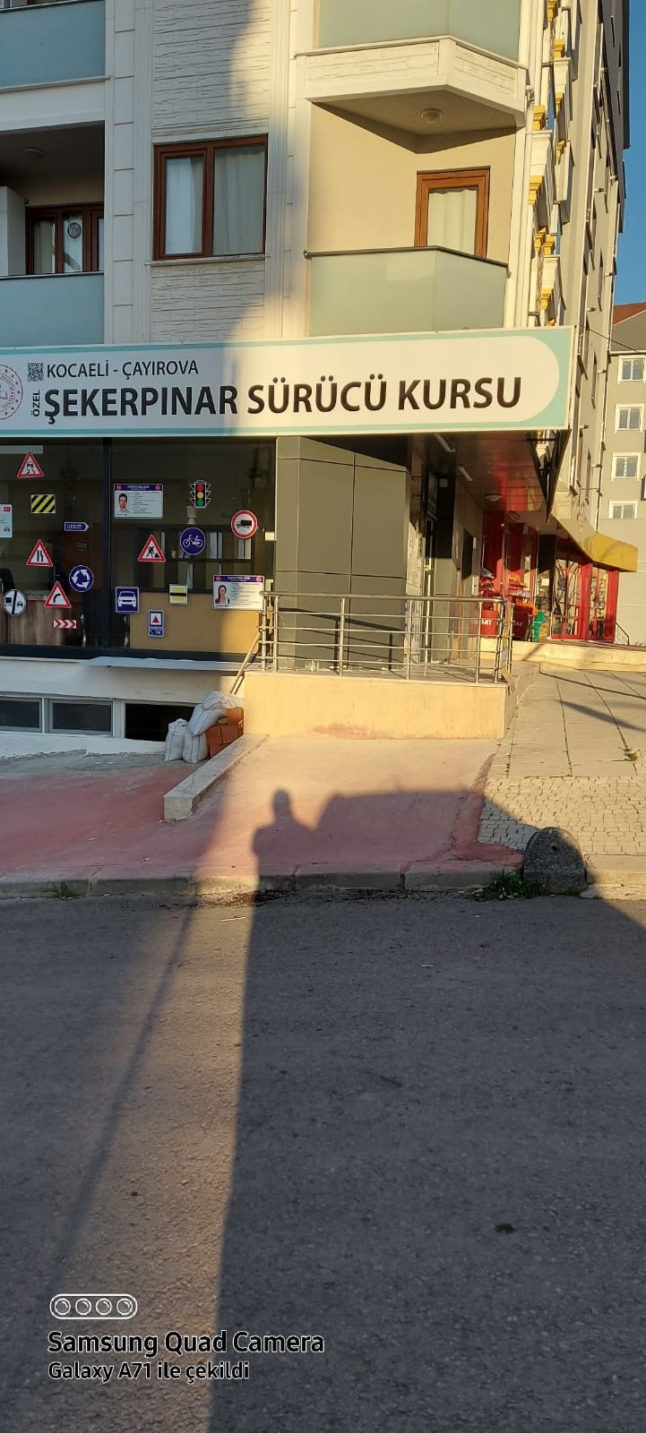 Şekerpınar Sürücü Kursu