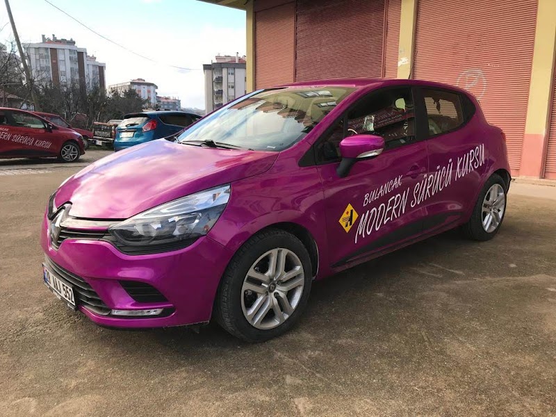 Modern Sürücü Kursu