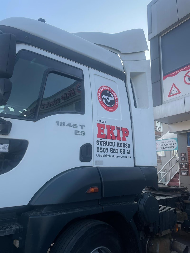 Gölcük Ekip Sürücü Kursu