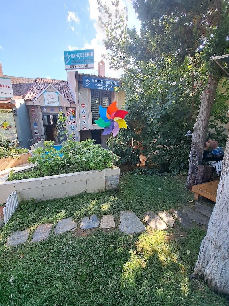 Bahçeşehir Taşıt Sürücü Kursu