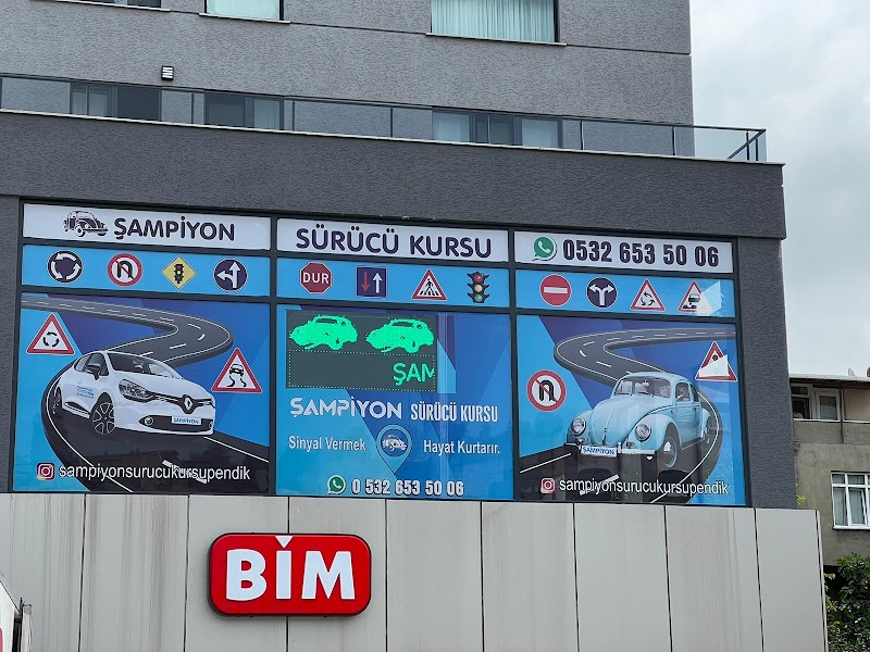 Şampiyon Sürücü Kursu