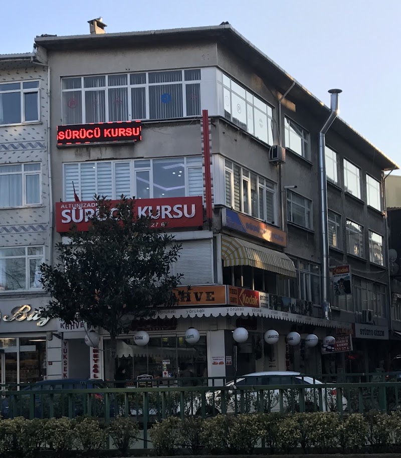 Altunizade Sürücü Kursu