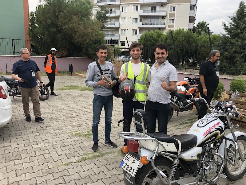 Çiğli Mevlana Sürücü Kursu