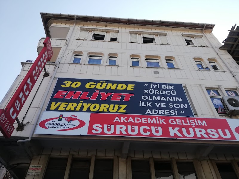 Akademik Sürücü Kursu (Halkalı Şubesi)