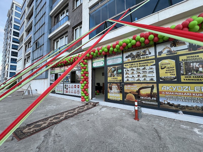 Akyüzler Vip Sürücü Kursu