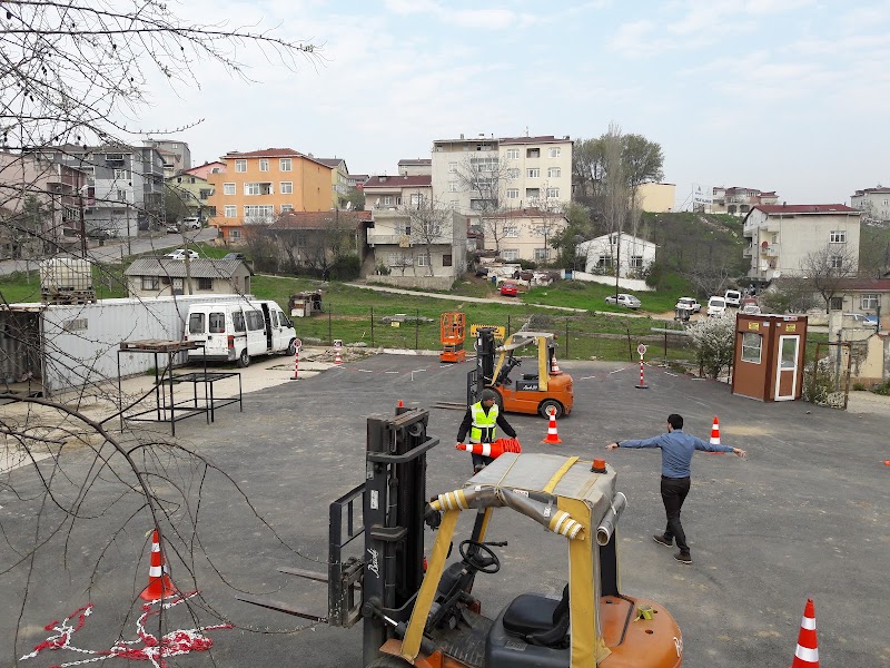 Göksu Sürücü Kursu (Dudullu Şubesi)