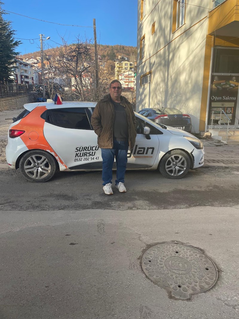 Hadim Ceylan Sürücü Kursu