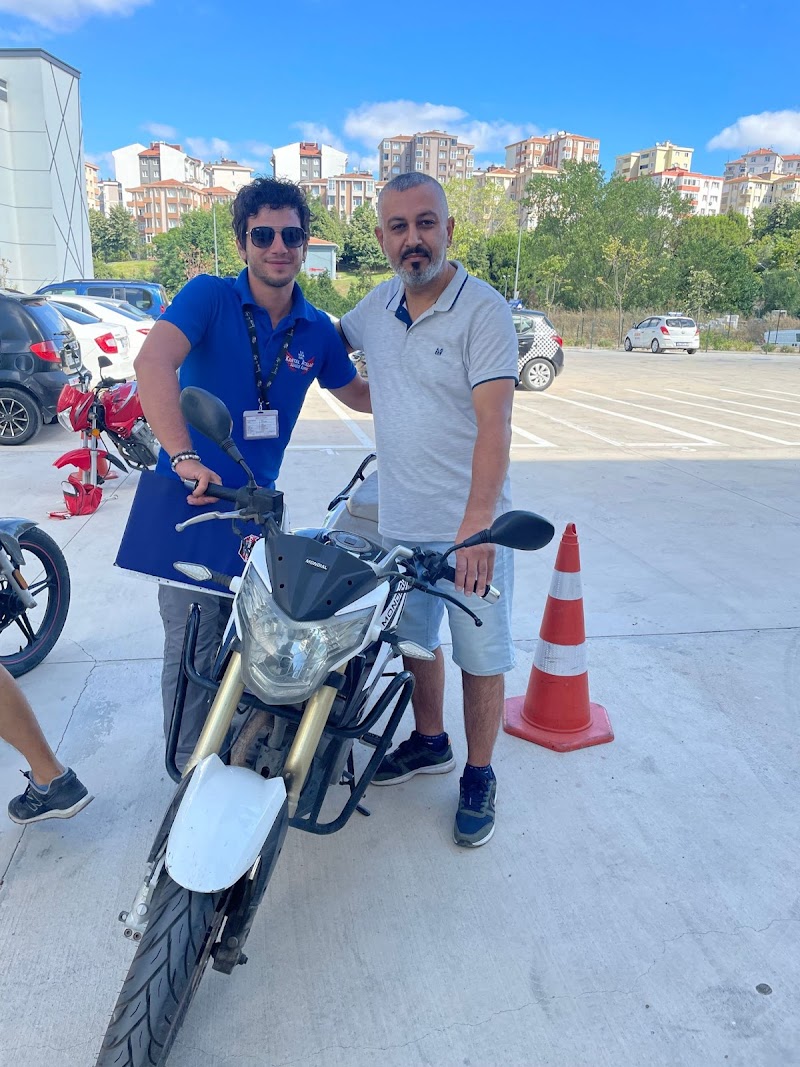 Kartal Atalar Sürücü Kursu