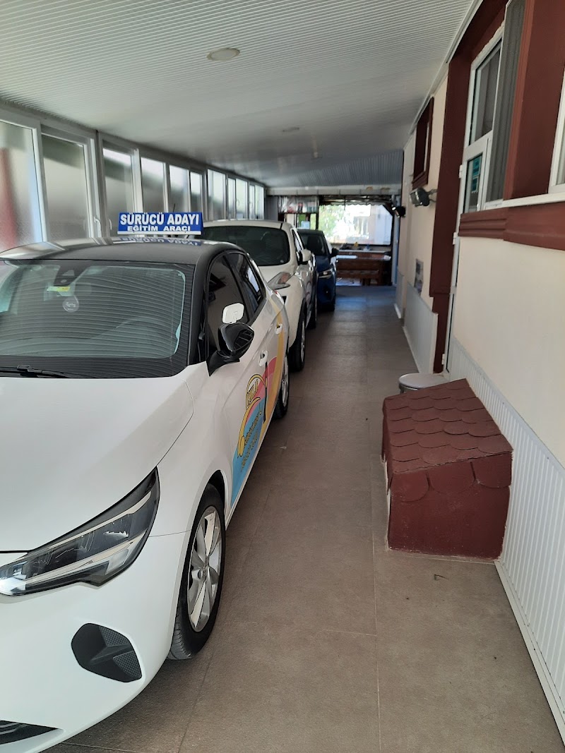 Işıklar Sürücü Kursu