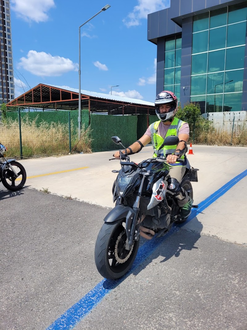 Kartal Atalar Sürücü Kursu