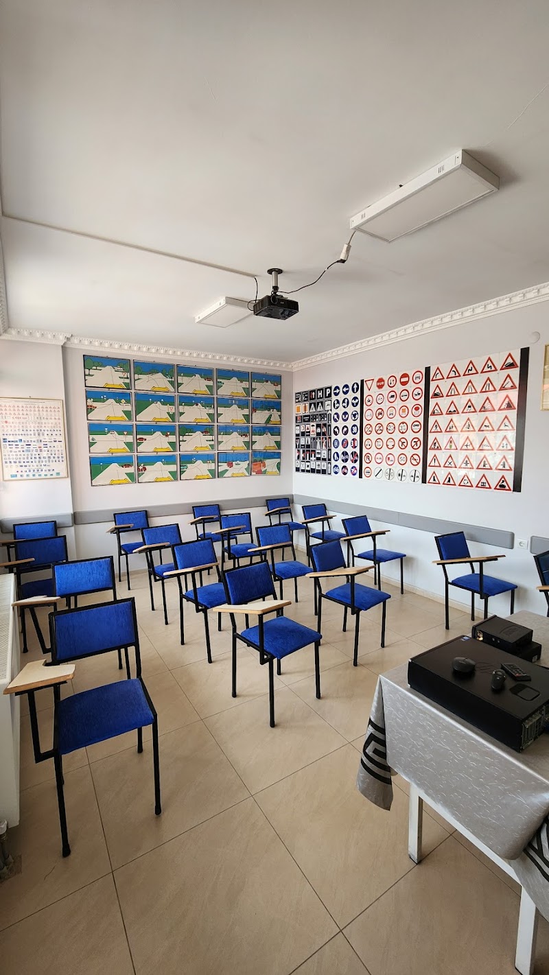 Öz Ahlat Sürücü Kursu