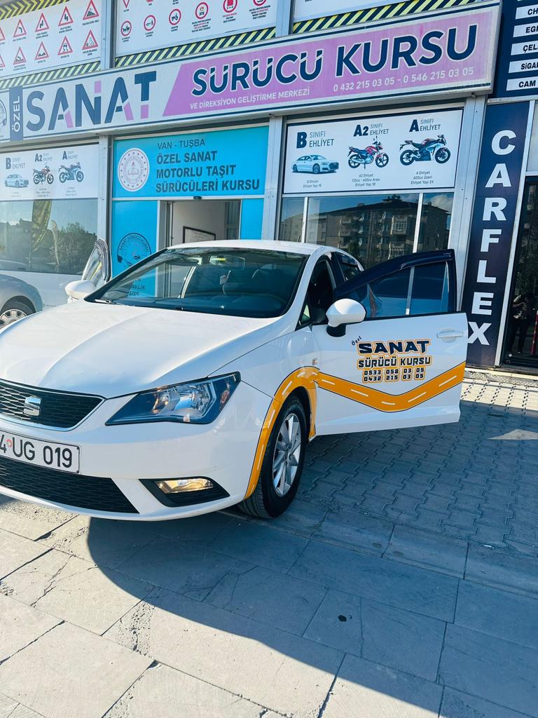 Sanat Taşıt Sürücü Kursu