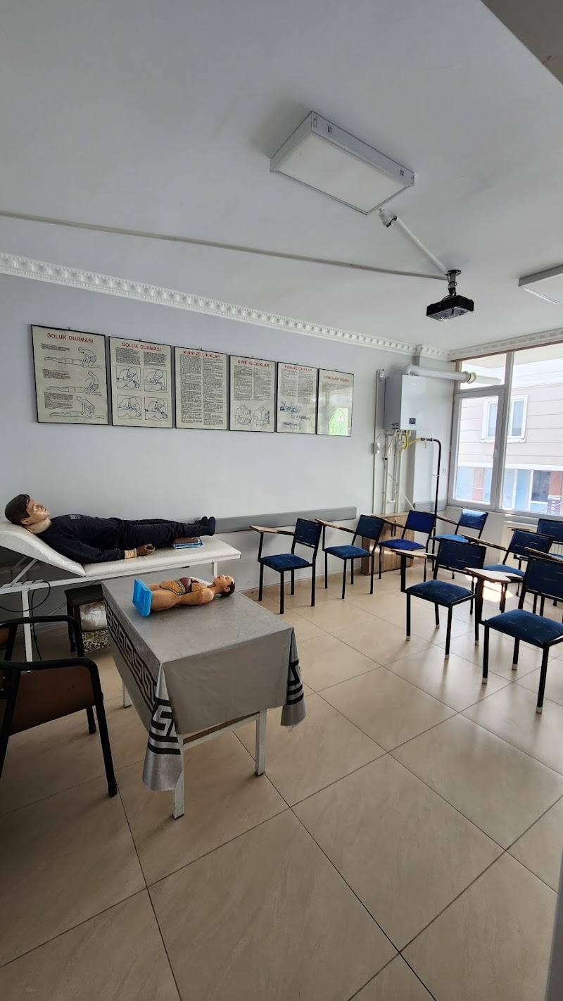 Öz Ahlat Sürücü Kursu