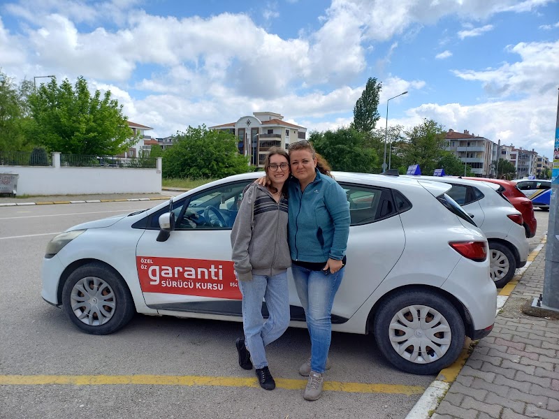 Öz Garanti Sürücü Kursu (Merkez Şubesi)