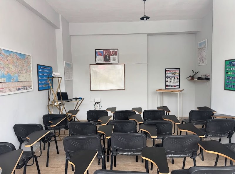 Piraziz Bayrak Sürücü Kursu