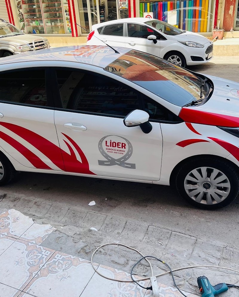 Lider Sürücü Kursu