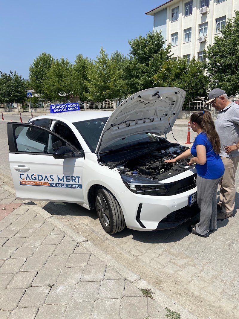 Çağdaş Mert Sürücü Kursu