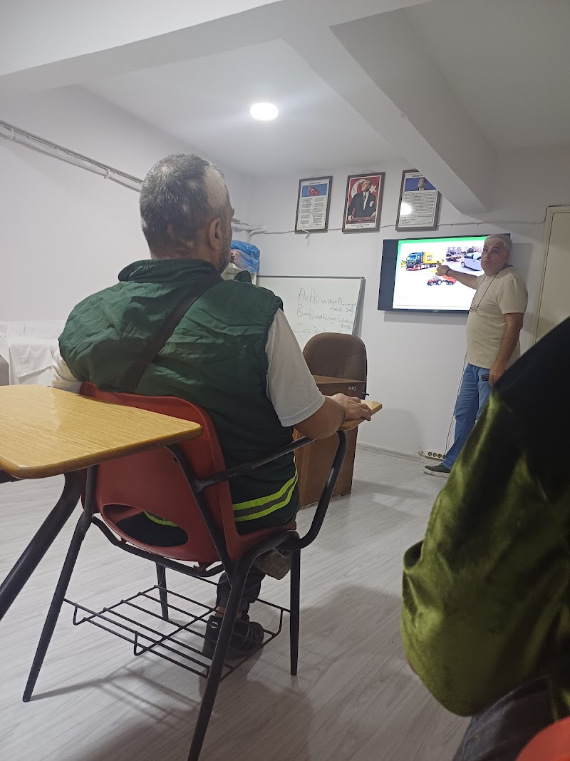 Özgüleç Sürücü Kursu