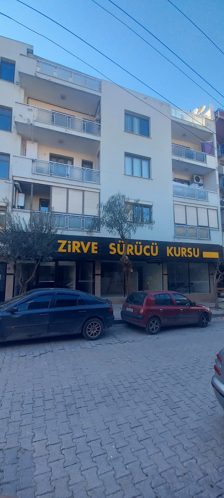 Zirve Sürücü Kursu