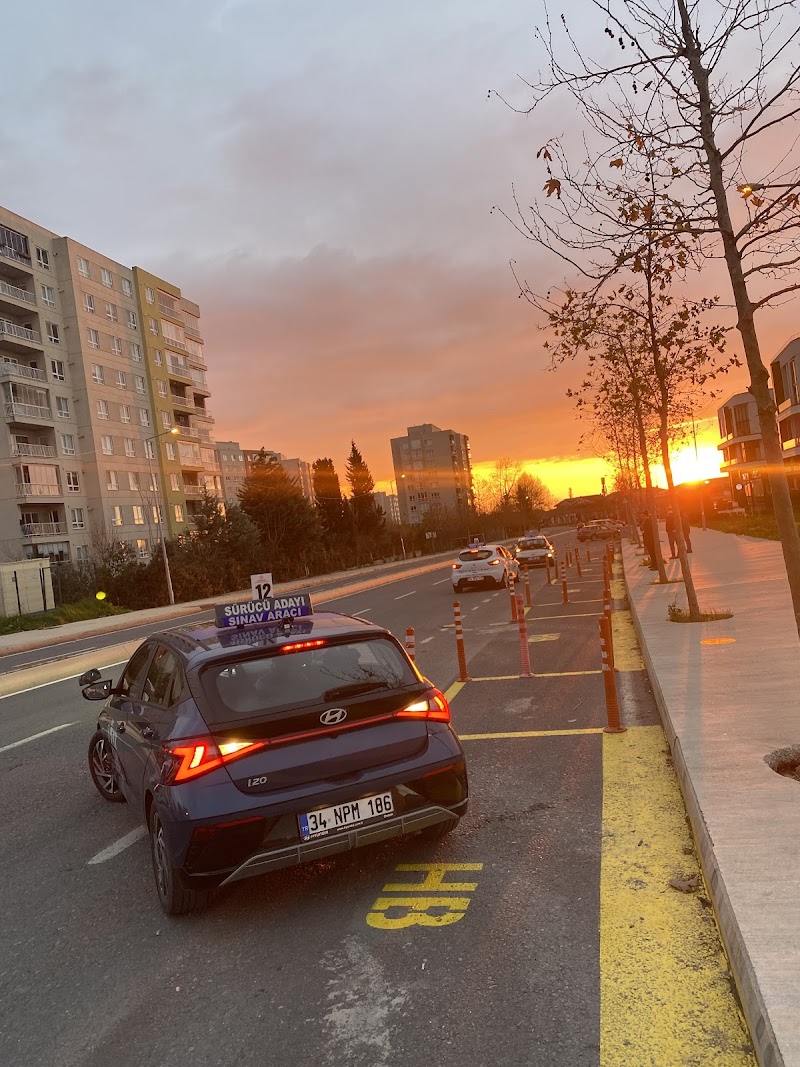 Tay Sürücü Kursu (Beylikdüzü Şubesi)