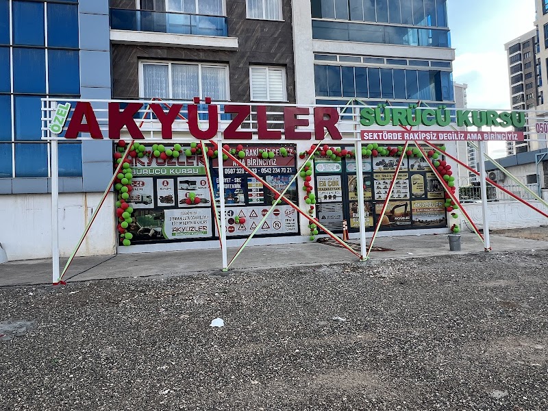 Akyüzler Vip Sürücü Kursu