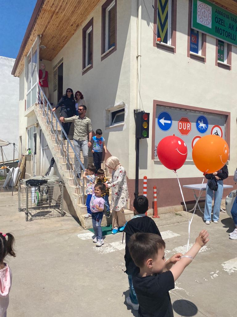 Ak Akbilek Sürücü Kursu