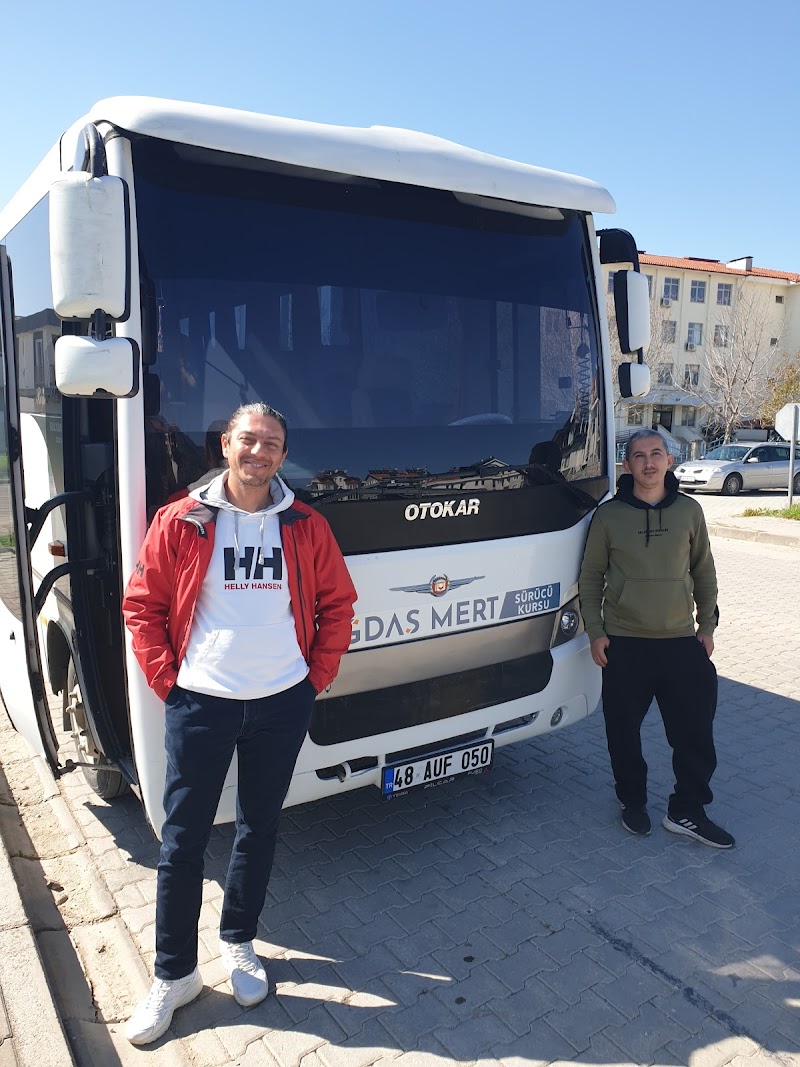 Çağdaş Mert Sürücü Kursu