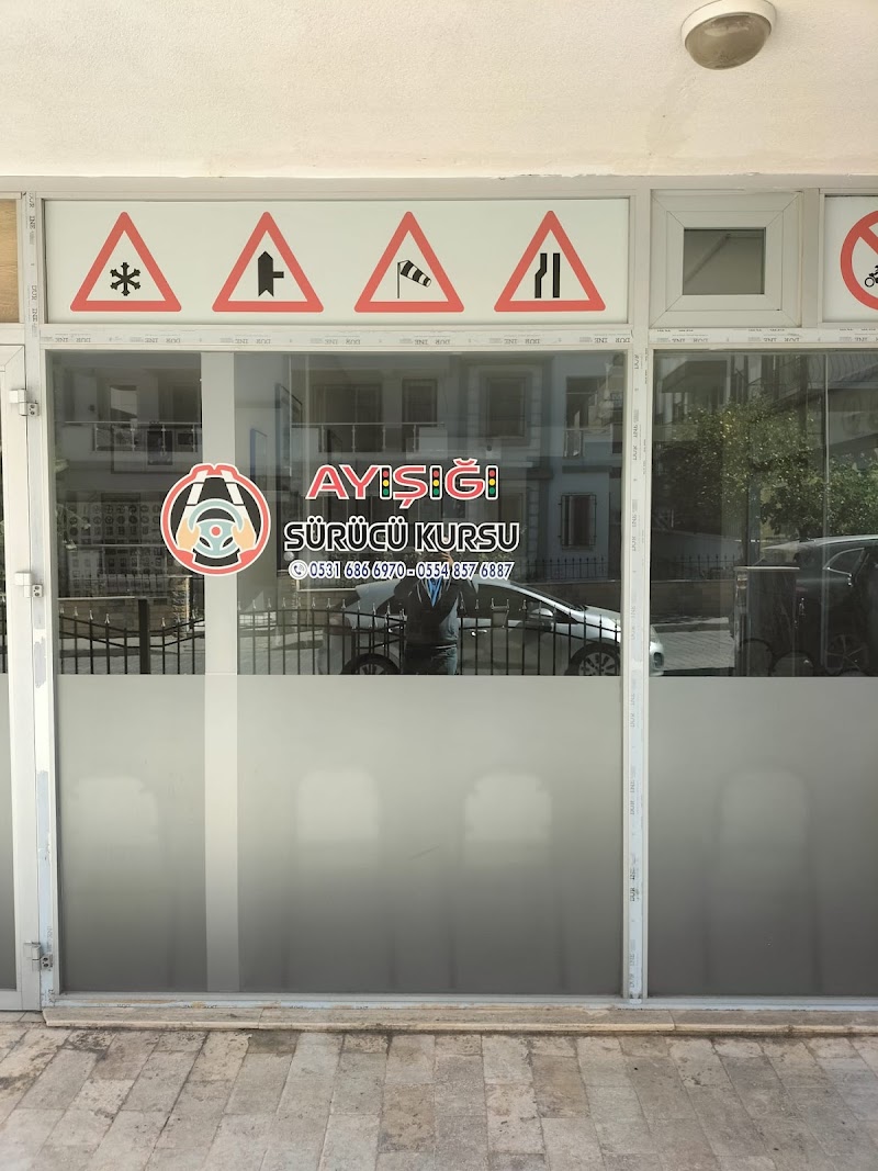 Ay Işığı Sürücü Kursu