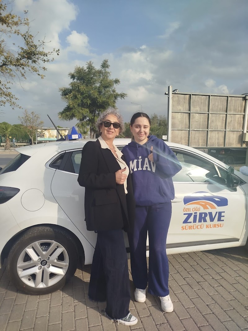 Çiğli Zirve Sürücü Kursu