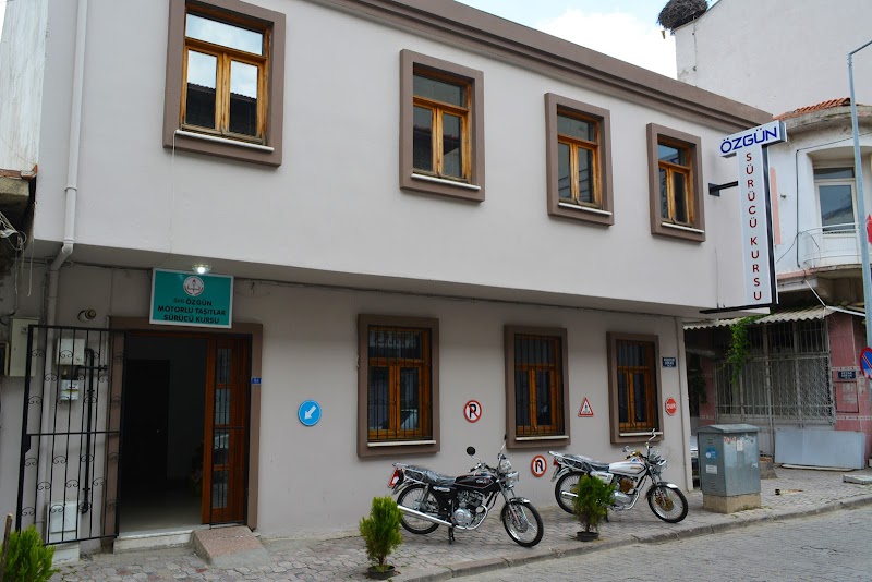 Özgün Sürücü Kursu