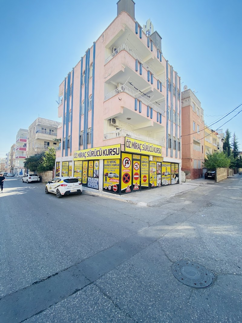 Öz Miraç Sürücü Kursu