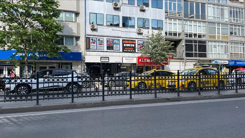 Kızıltoprak Sürücü Kursu