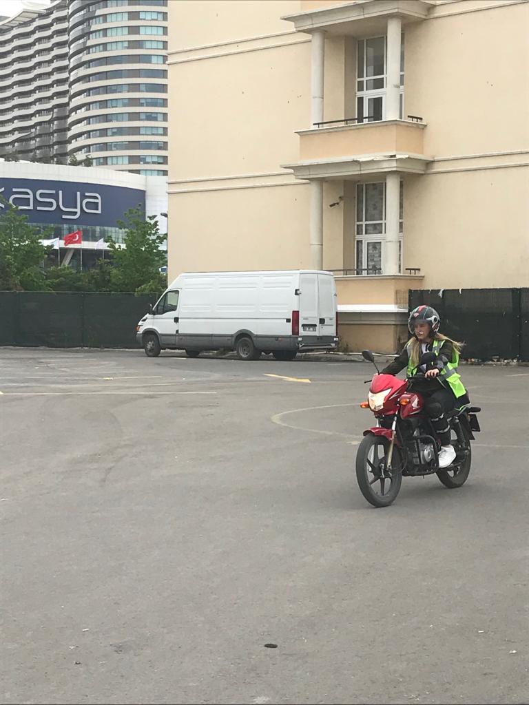 Ayna Sürücü Kursu