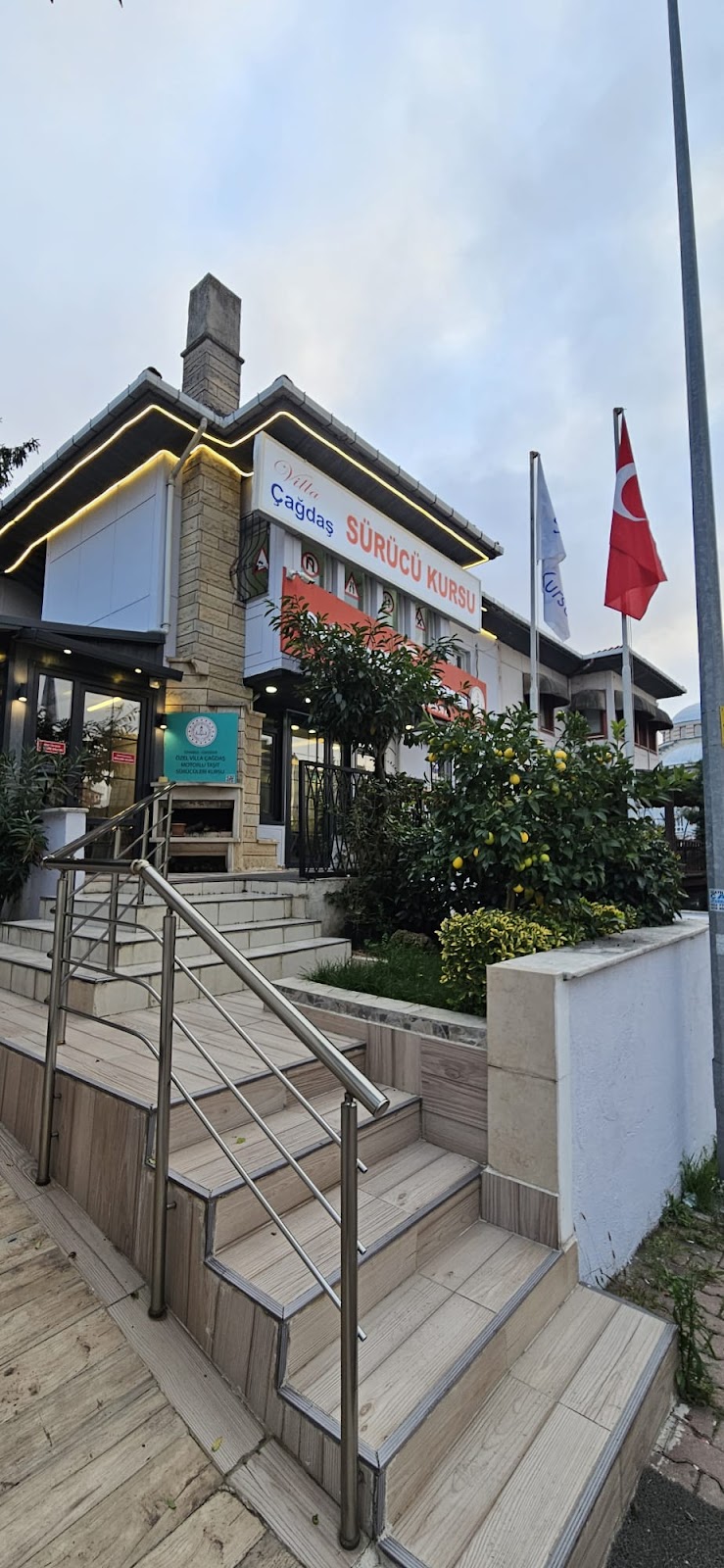 Villa Cağdaş Sürücü Kursu