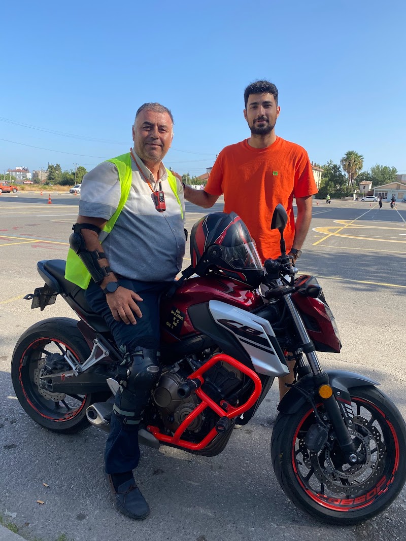 Baş Zirve Sürücü Kursu