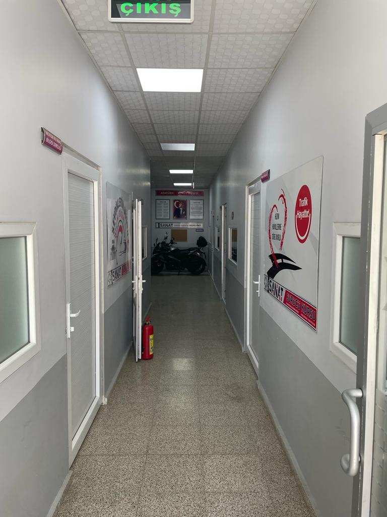 Sanat Sokağı Sürücü Kursu