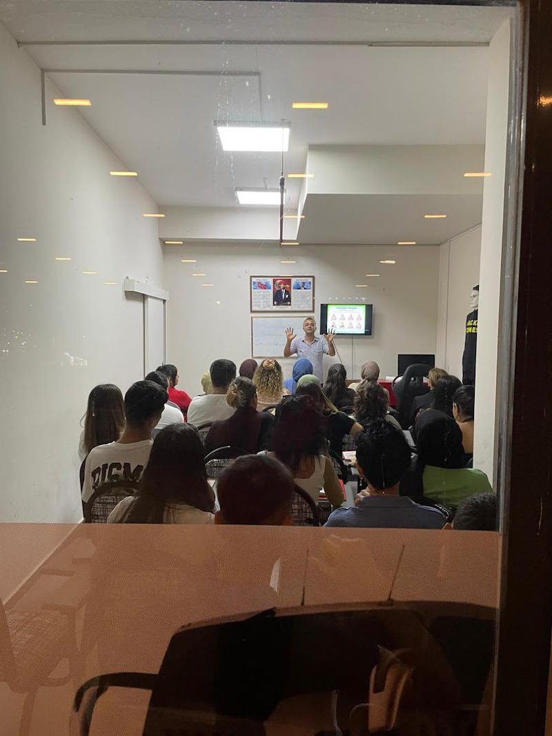 Çiğli Cadde Sürücü Kursu