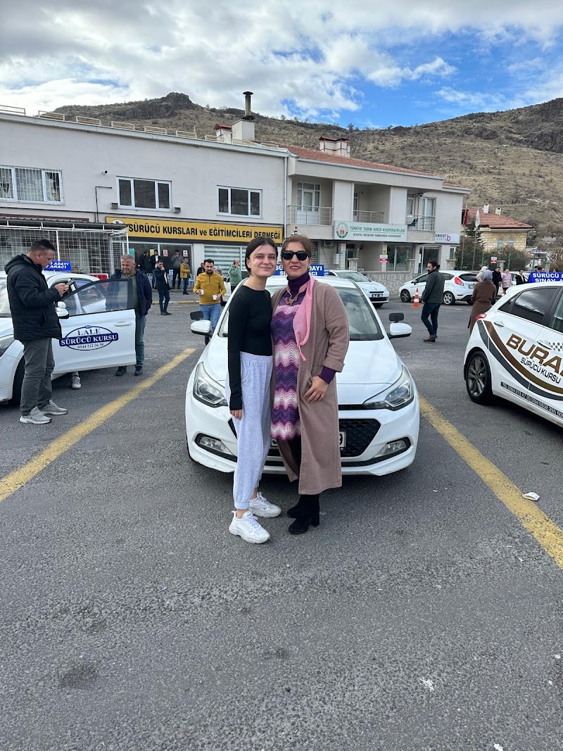 Özbaşak Sürücü Kursu