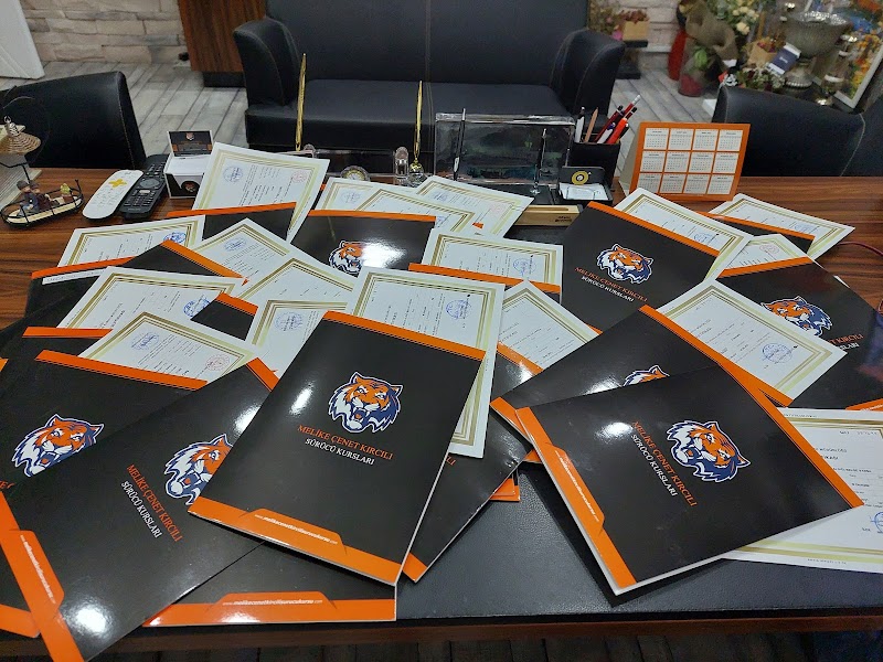 Melike Çenet Kırcılı Sürücü Kursu