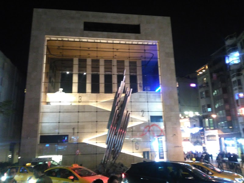 İstiklal Sürücü Kursu
