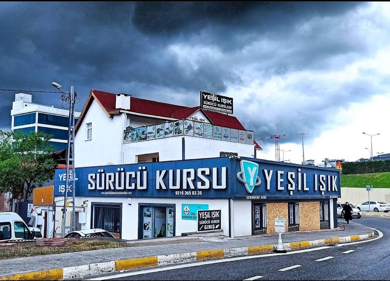 Yeşil Işık Sürücü Kursu