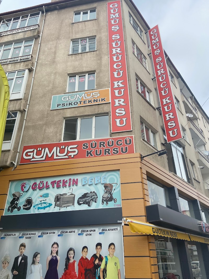 Gümüş Sürücü Sürücü Kursu