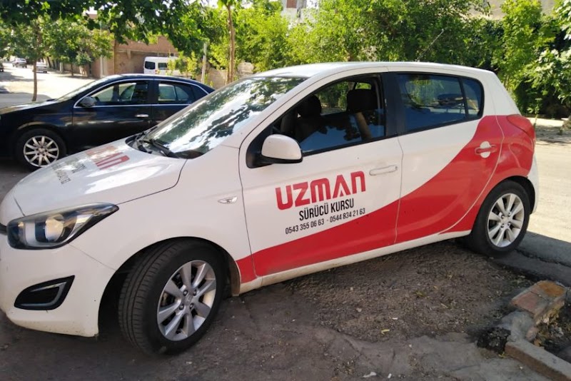 Uzman Sürücü Kursu